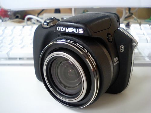 Olympus SP-560UZ